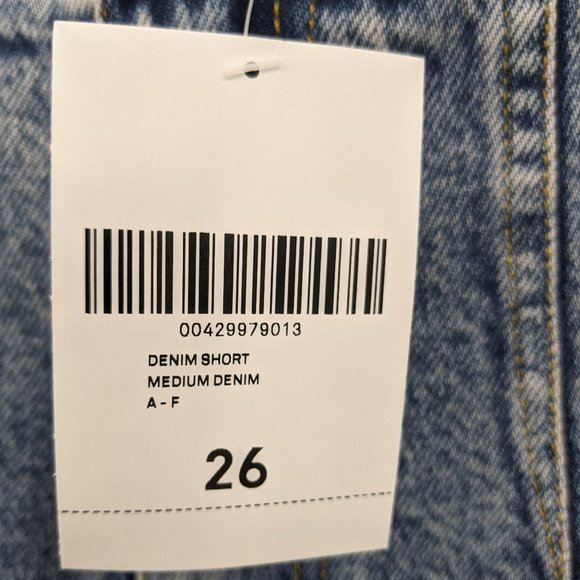 F21 NWT Acid Wash 90's Style Jean Shorts Sz 26 - Picture 4 of 7
